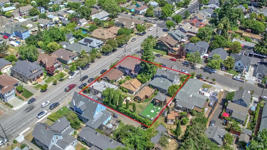 703 B Street, Petaluma, CA 94952 - #3