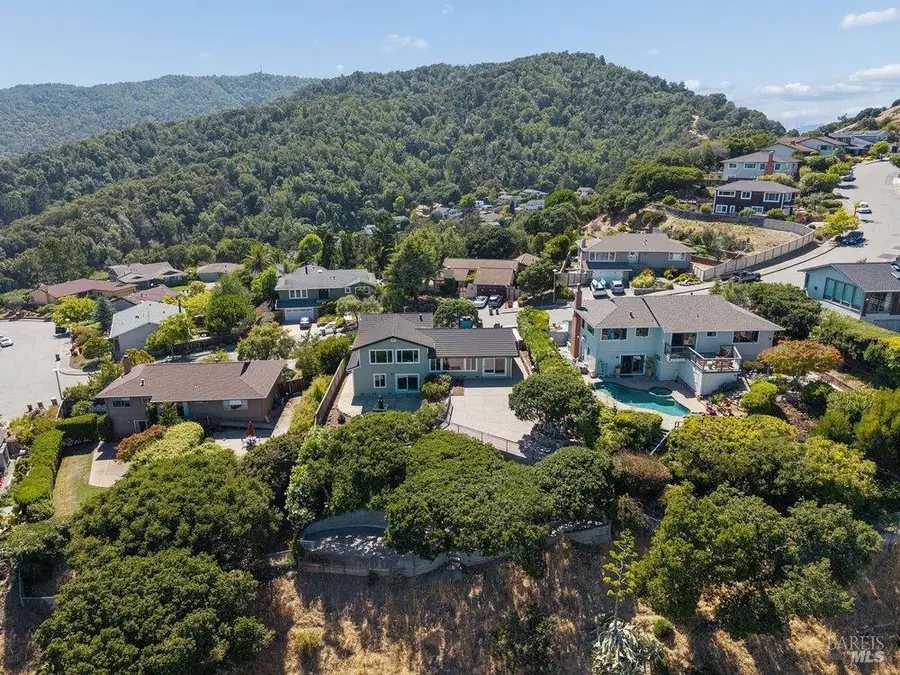 180 Mcnear Drive, San Rafael, CA 94901 - #3