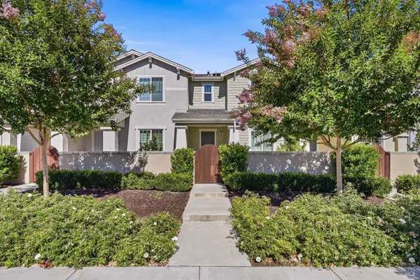 12 Lesina Way, Novato, CA 94945