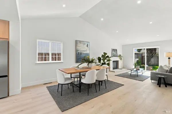 1193 Hailey Court, Rohnert Park, CA 94928