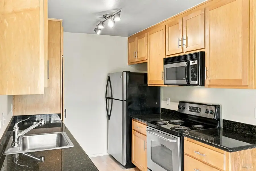 900 Cambridge Drive #120, Benicia, CA 94510 - #3