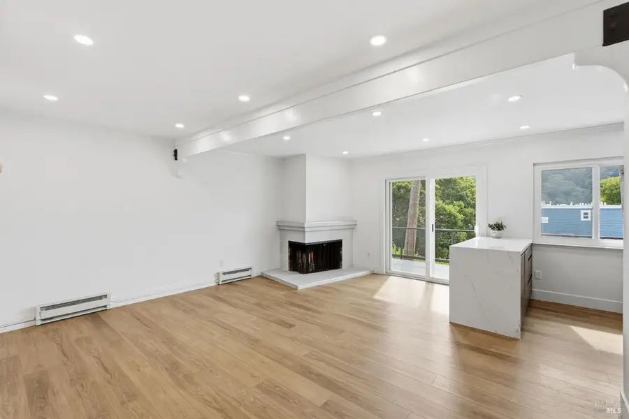 116 Stanford Way, Sausalito, CA 94965 - #3