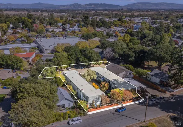421 West Street, Sebastopol, CA 95472