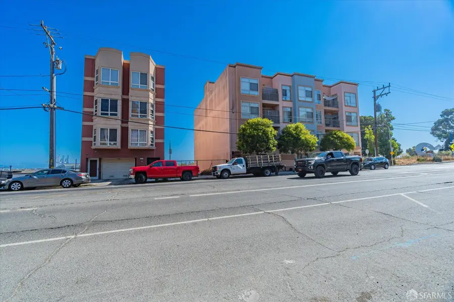 818 Innes Avenue, San Francisco, CA 94124 - Image #2