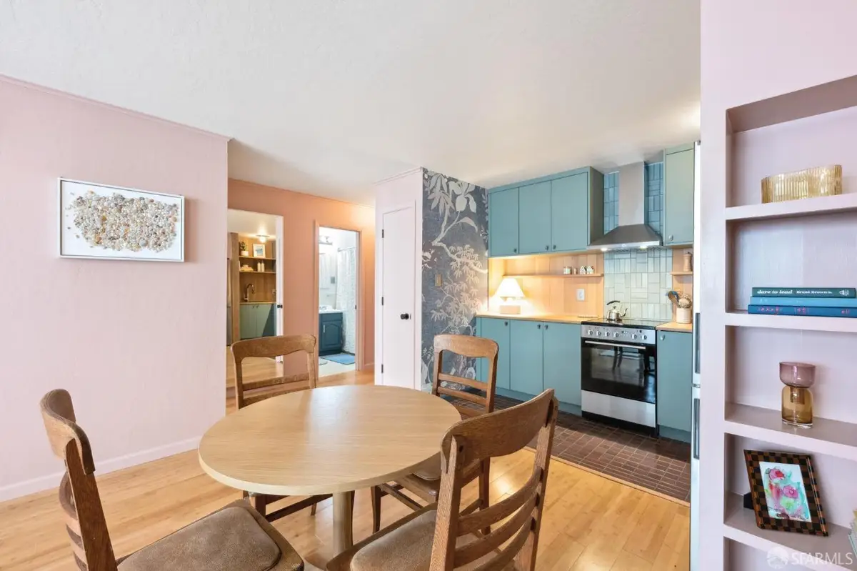 1220 La Playa Street #204, San Francisco, CA 94122 - Image #1