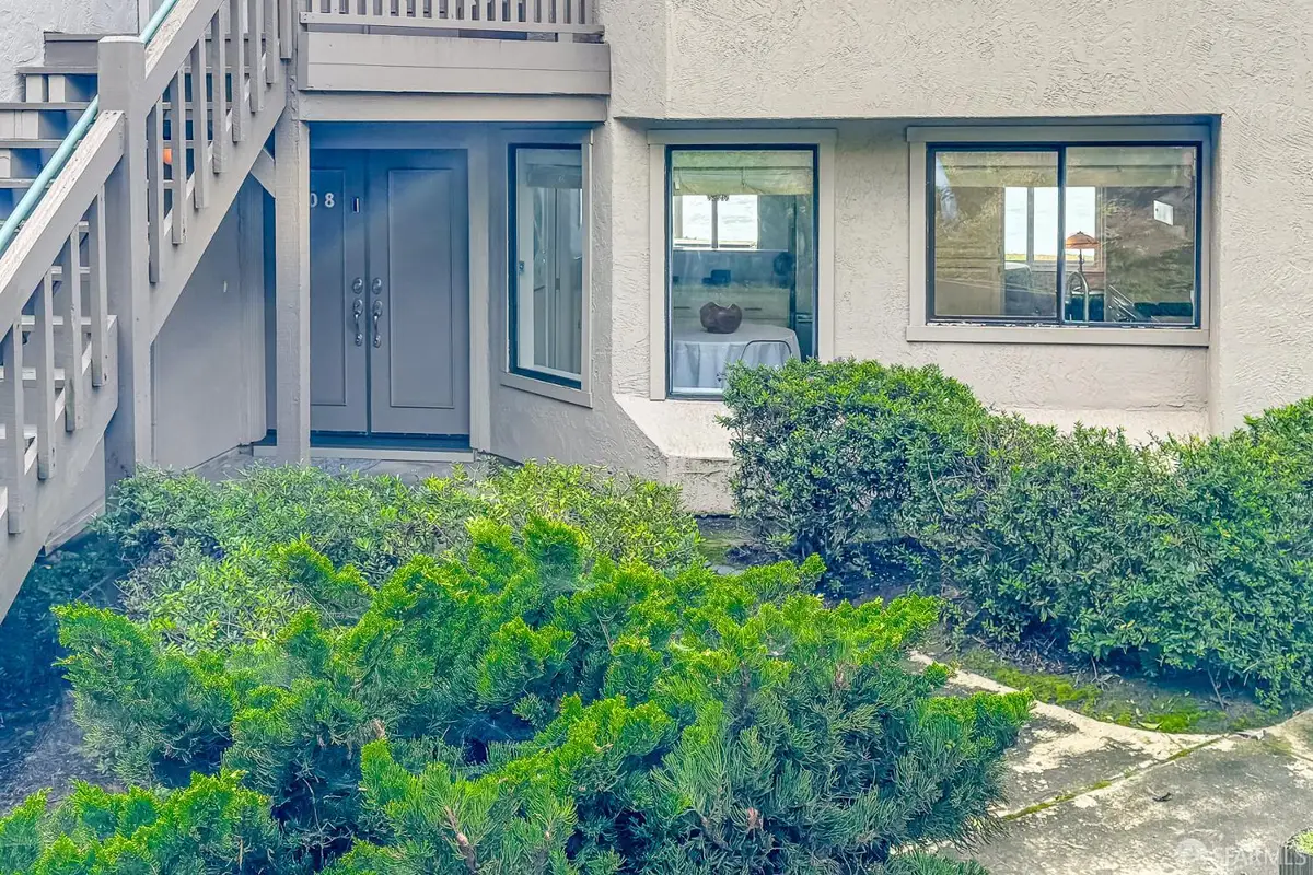 208 Palmetto Avenue, Pacifica, CA 94044 - Image #1