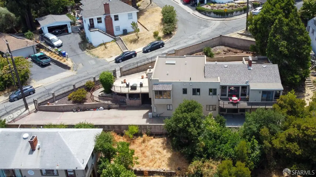 66 Baldwin Avenue, Crockett, CA 94525 - Image #1