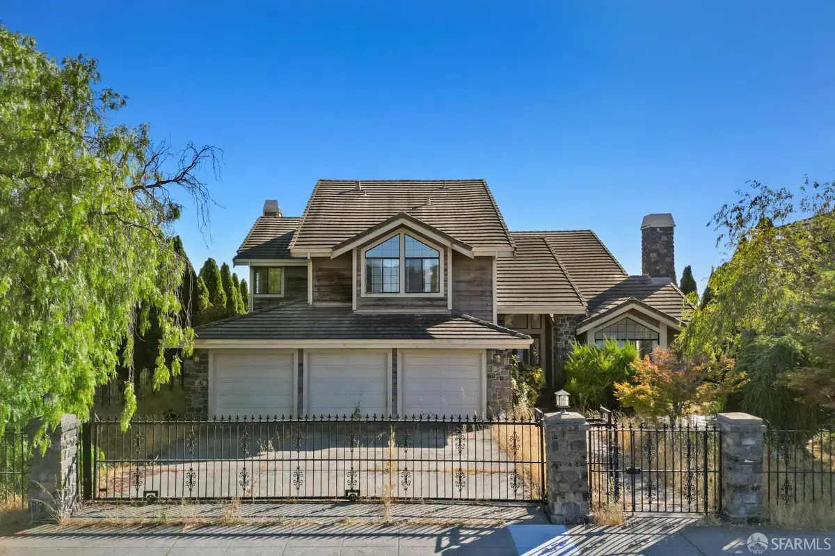 13407 Campus Drive, Oakland, CA 94619 - Image #1