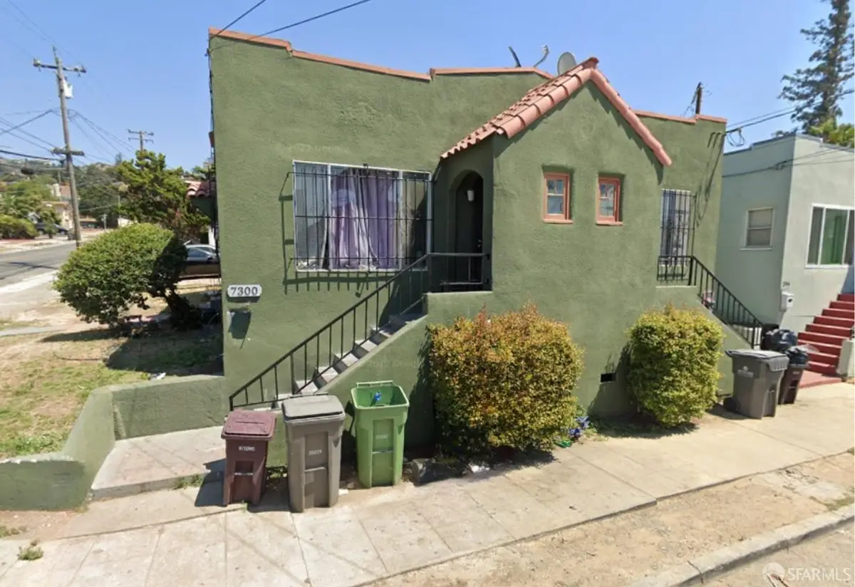 7300-7302 Ney Avenue, Oakland, CA 94605 - Image #1