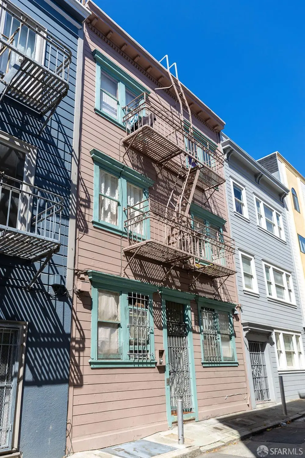 7 Varennes Street, San Francisco, CA 94133 - Image #1