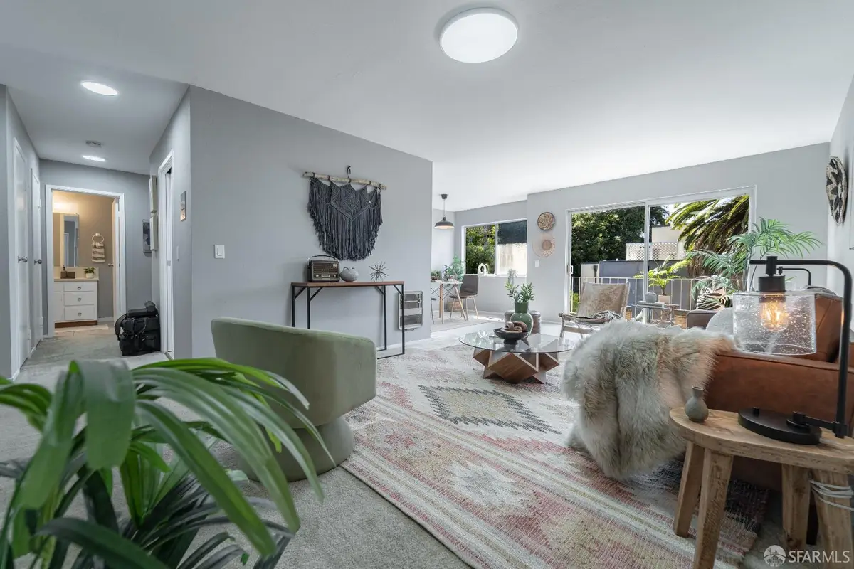 94 Bayo Vista Avenue #304, Oakland, CA 94611 - Image #1