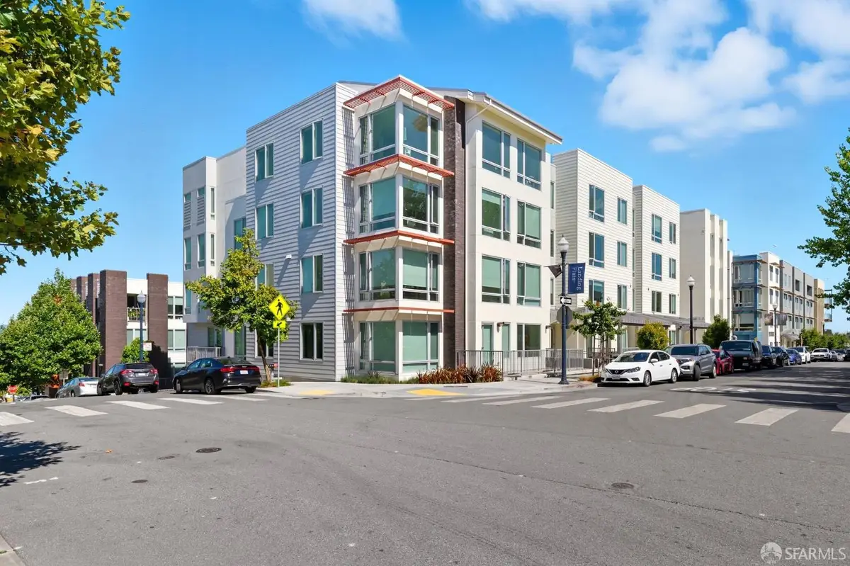 10 Innes Court #102, San Francisco, CA 94124 - Image #1