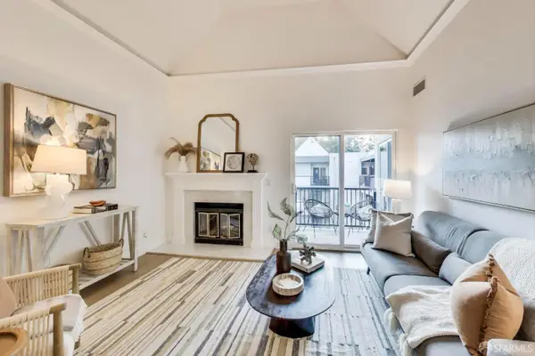 3183 Wayside Plaza #308, Walnut Creek, CA 94597