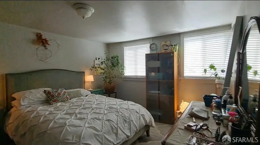 566 Athens Street, San Francisco, CA 94112 - Image #2