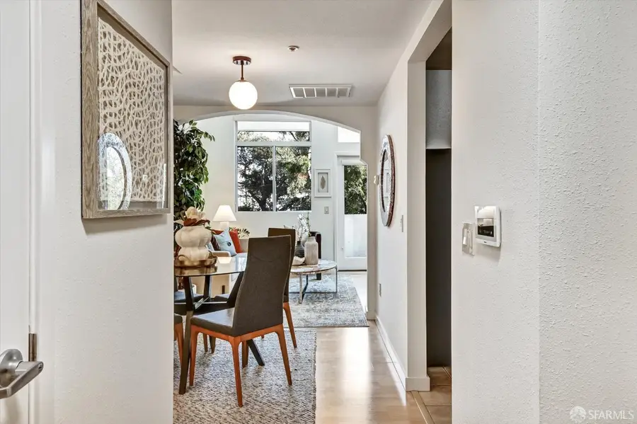 425 28th Street #202a, Oakland, CA 94609 - #2