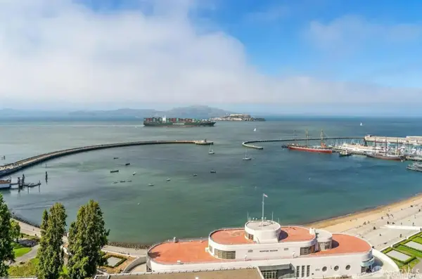 1000 North Point Street #1403, San Francisco, CA 94109