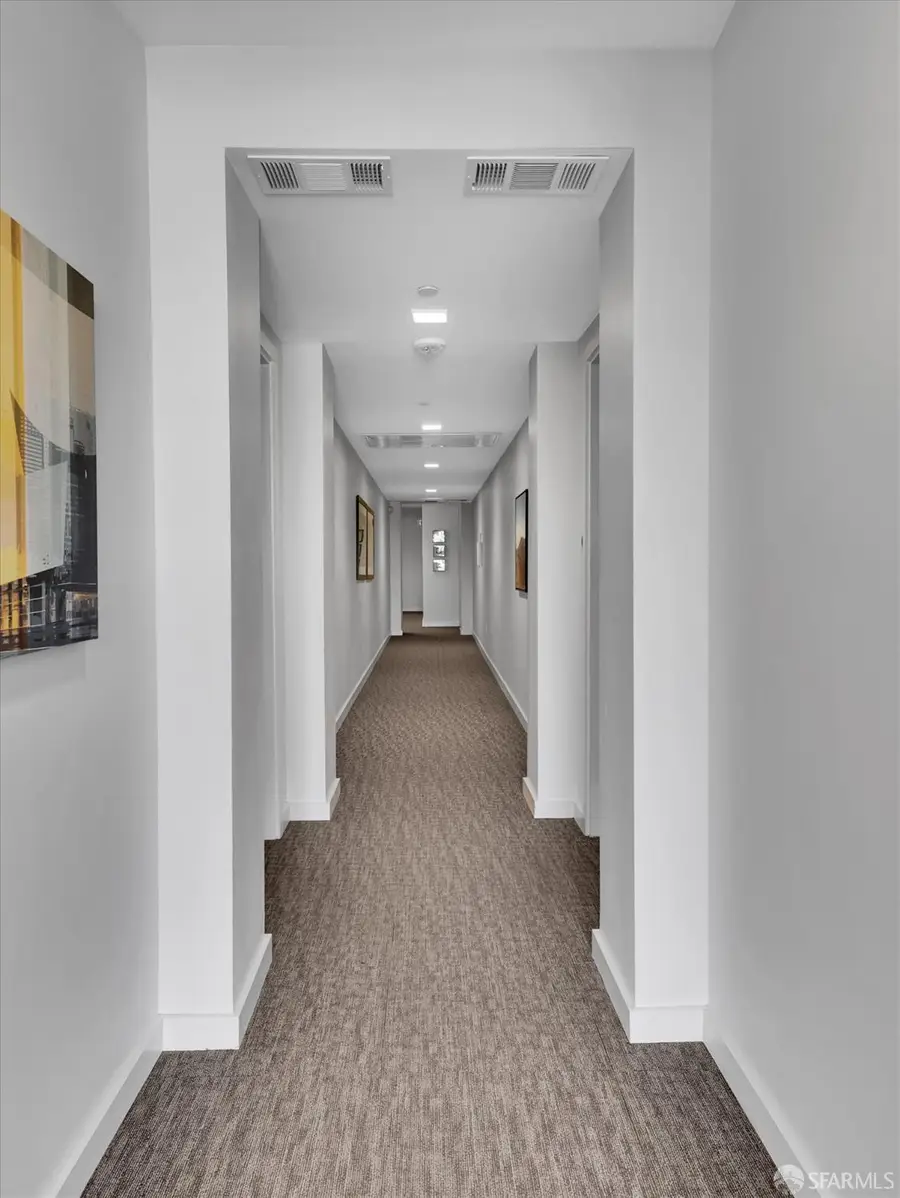 1727 Lacassie Avenue #4D, Walnut Creek, CA 94596 - Image #2