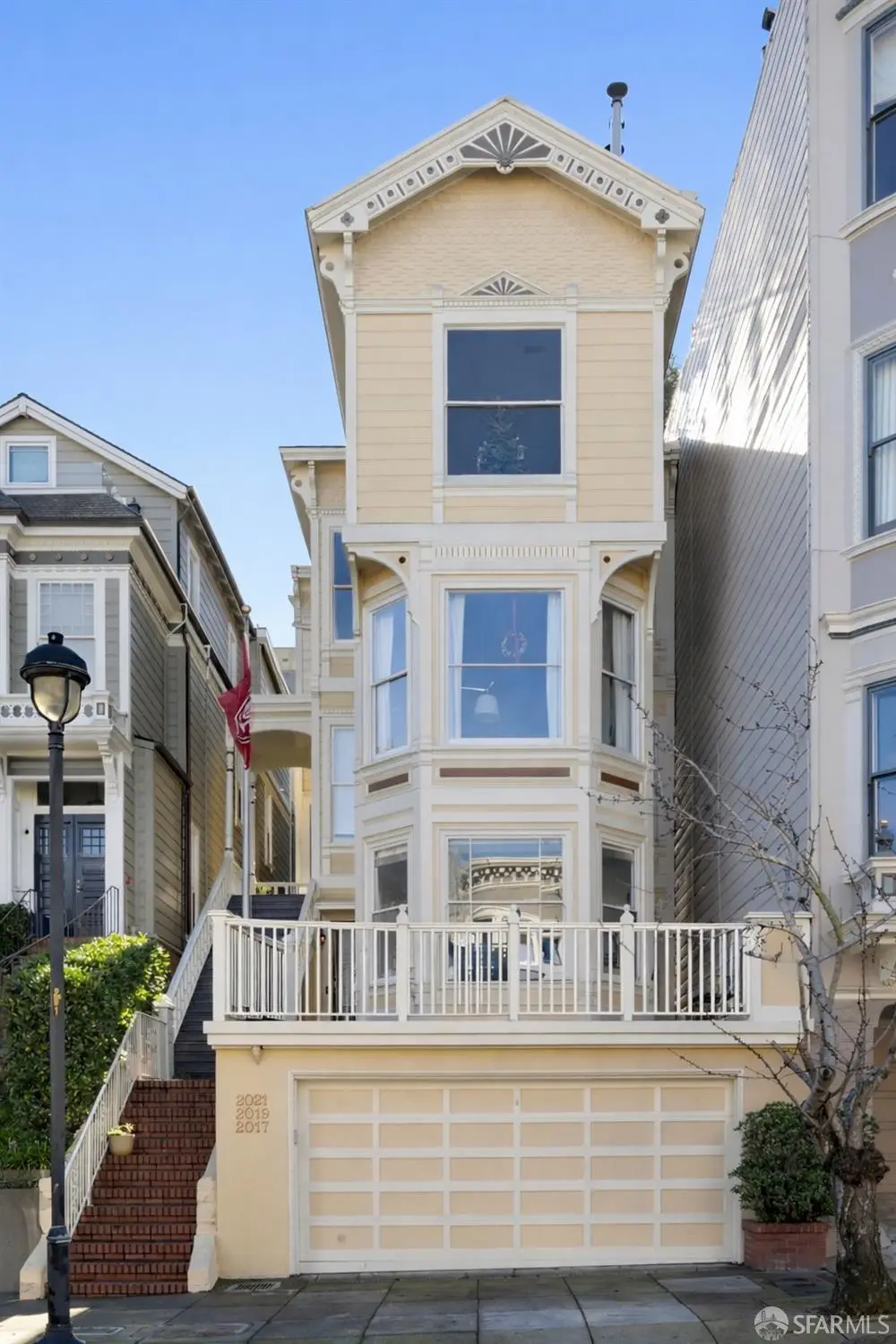 2017 Green Street, San Francisco, CA 94123 - Image #1