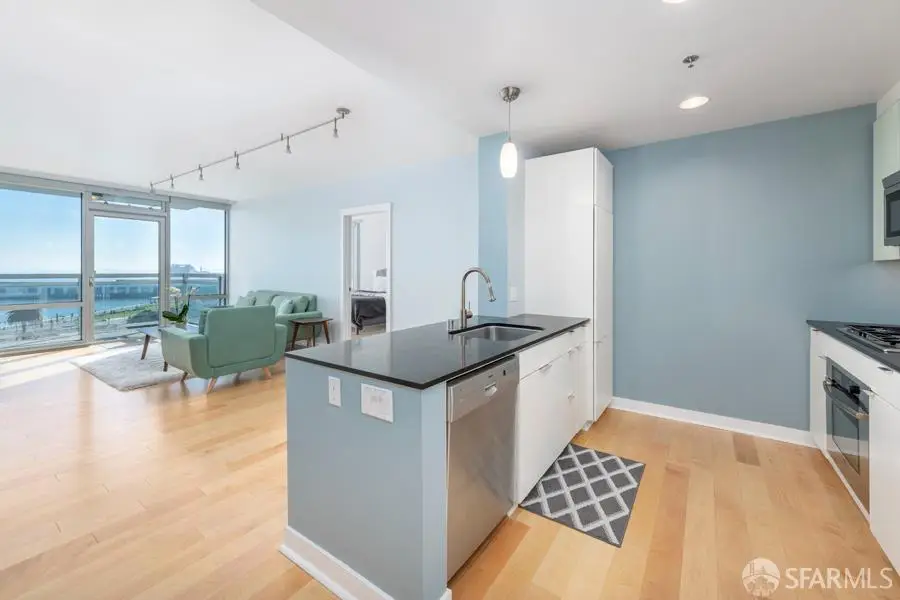 501 Beale Street #8B, San Francisco, CA 94105 - Image #2