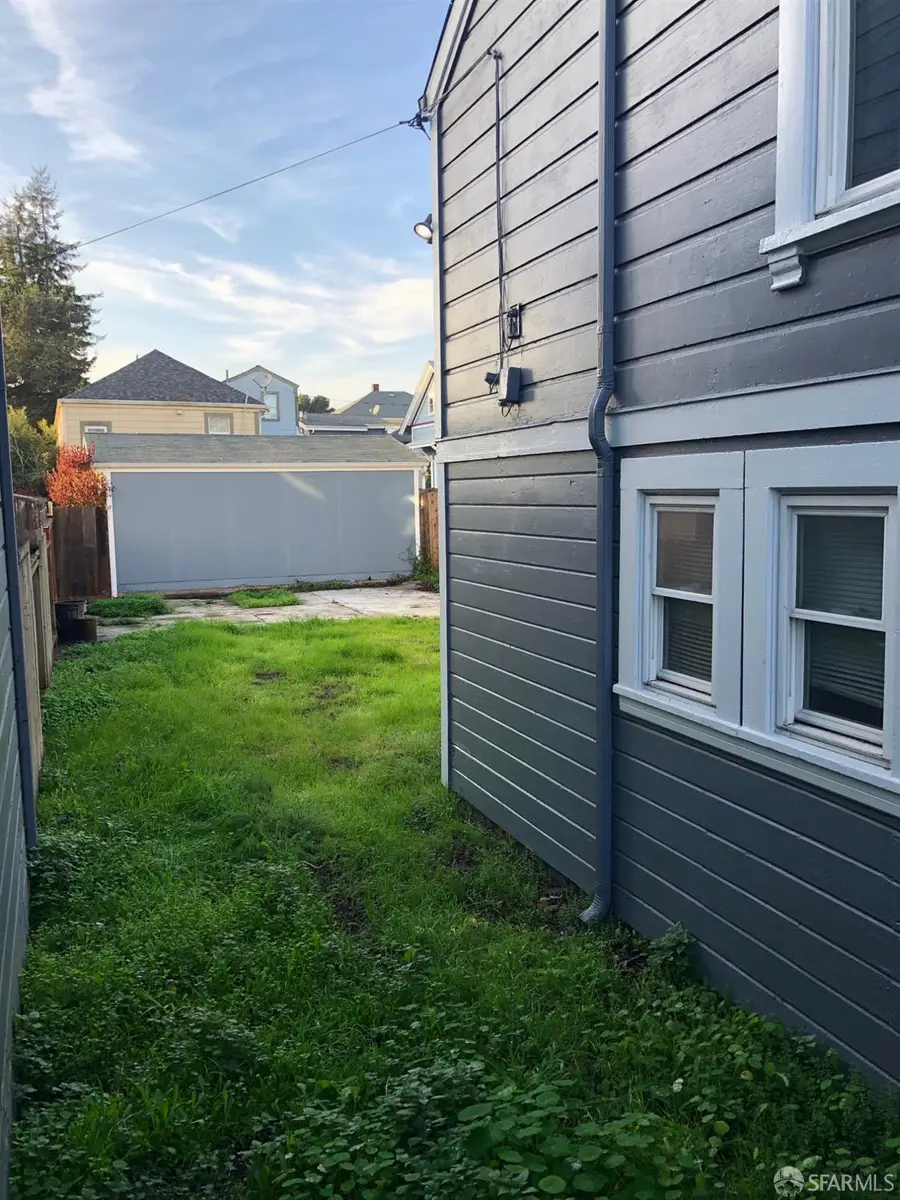 4617 Shattuck Avenue, Oakland, CA 94609 - Image #2