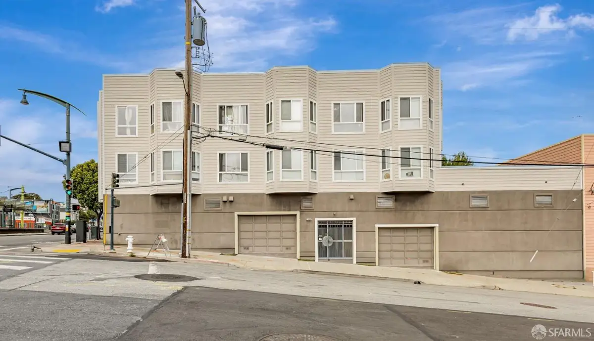 1688 Wallace Avenue #304, San Francisco, CA 94124 - Image #1