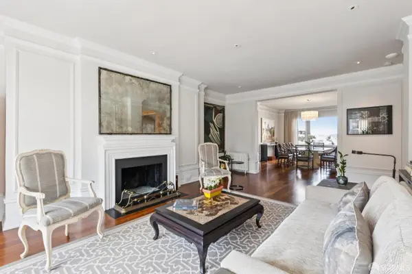 1100 Sacramento Street #302, San Francisco, CA 94108