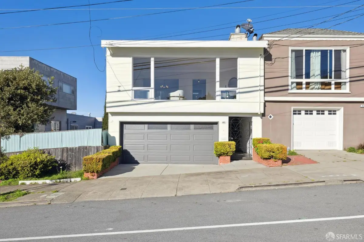 2030 Ortega Street, San Francisco, CA 94122 - Image #1