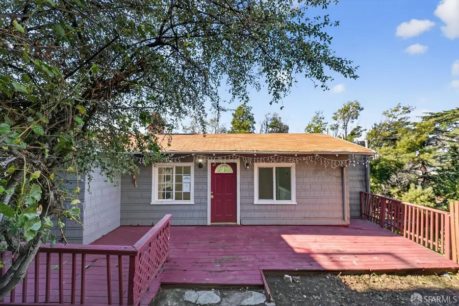 9117 Burr Street, Oakland, CA 94605 - Image #2
