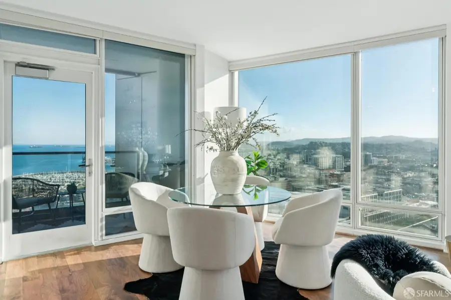 425 1st Street #2403, San Francisco, CA 94105 - #2