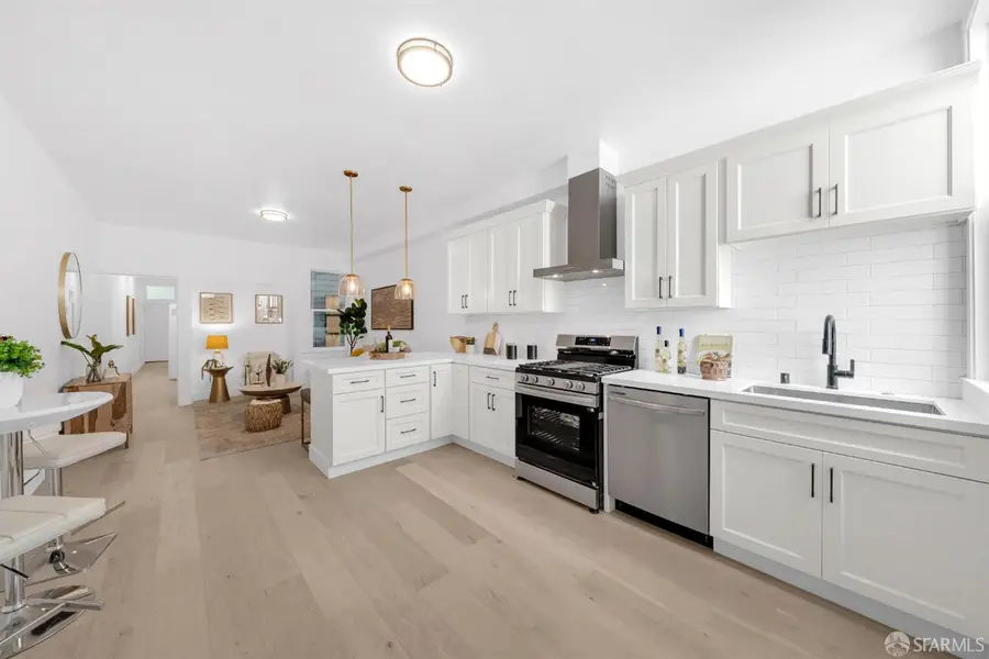 1060 Noe Street #1060A, San Francisco, CA 94114 - Image #3