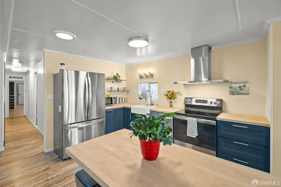 42 Galloway Drive, Concord, CA 94518 - Image #2