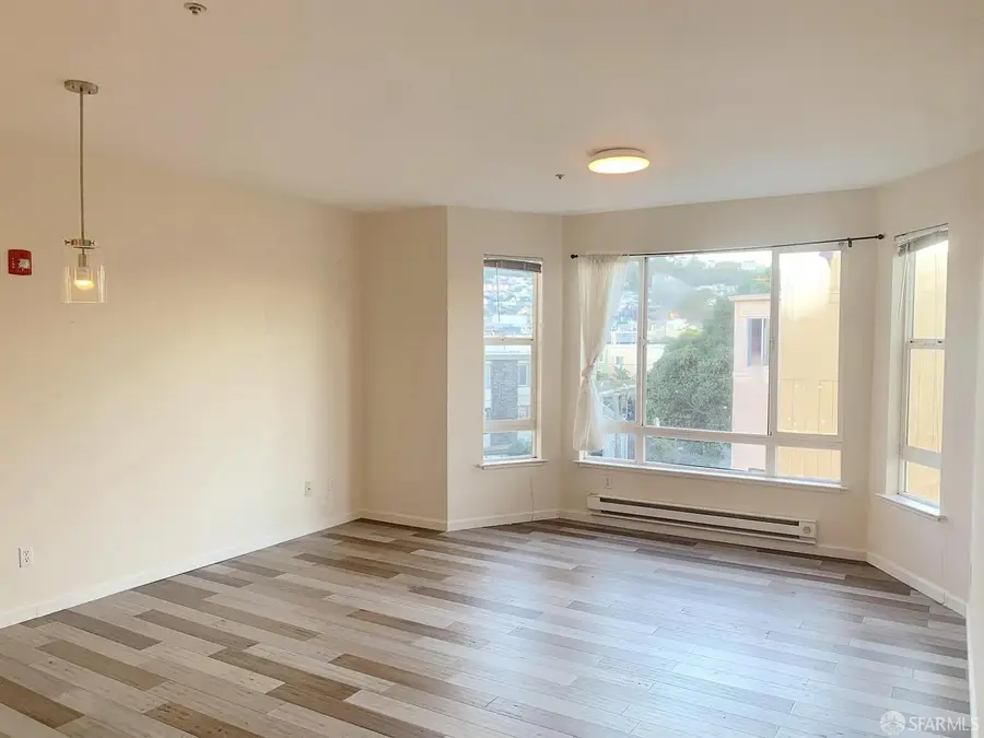 5810 Mission Street #404, Merced McLaren, CA 95762 - Image #3