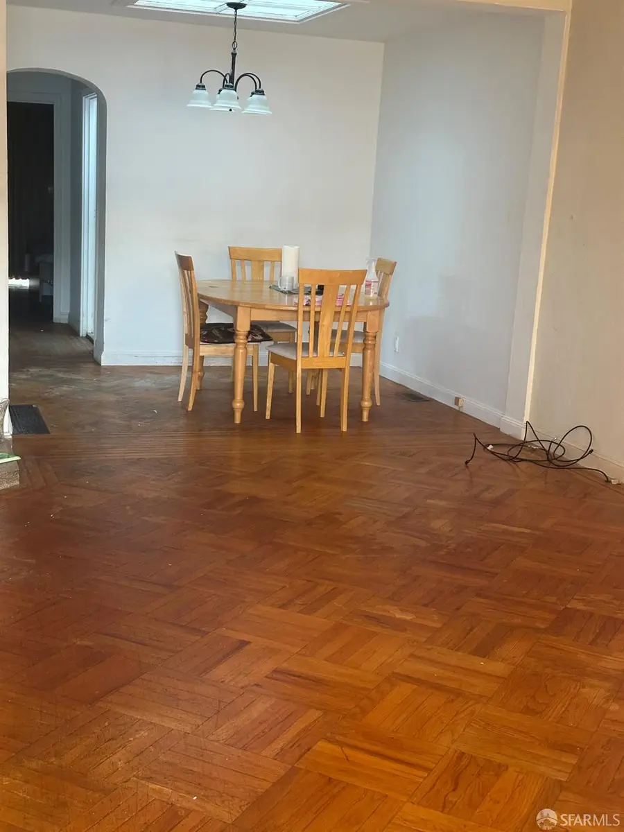 Address Withheld By Seller, San Francisco, CA 94116 - Image #2