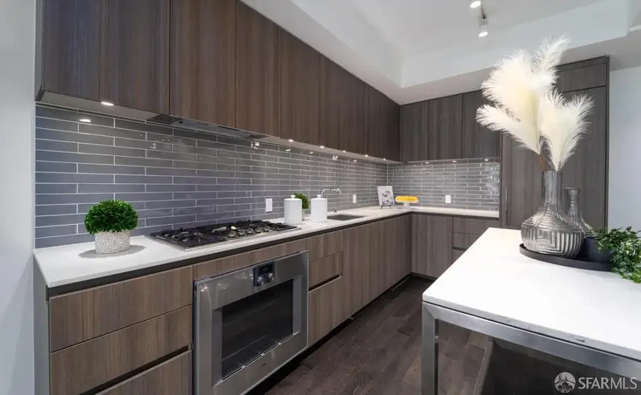 1000 3rd Street #806, San Francisco, CA 94158 - Image #3