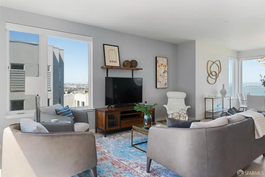 52 Innes Court #402, San Francisco, CA 94124 - Image #3