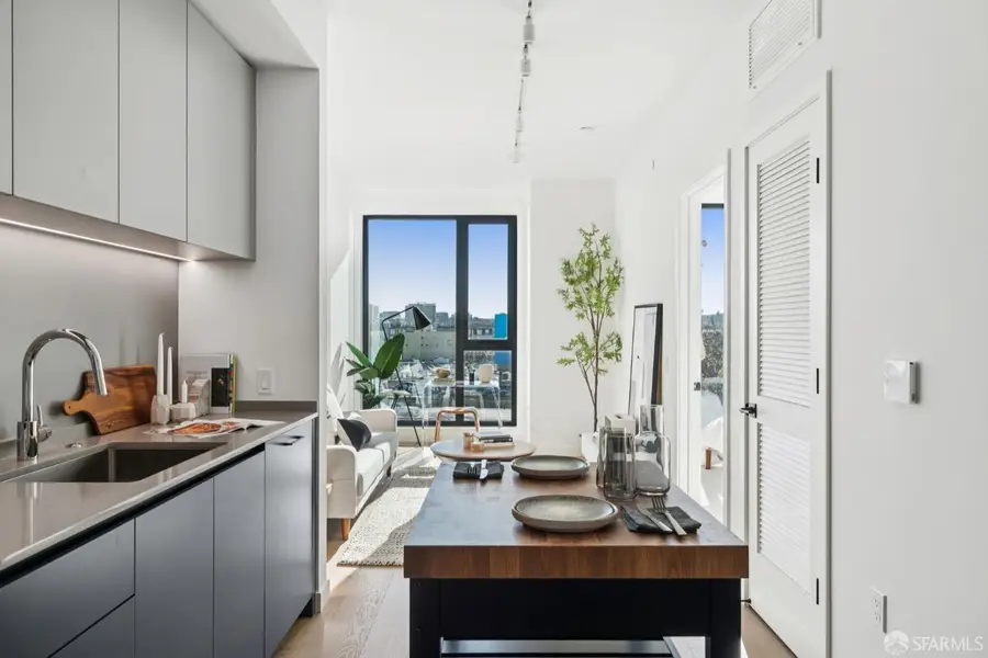 988 Harrison Street #JR6, San Francisco, CA 94107 - Image #2
