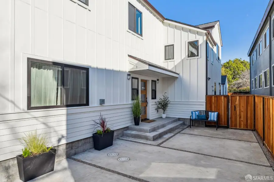 2411 Sixth Street, Berkeley, CA 94710 - Image #2