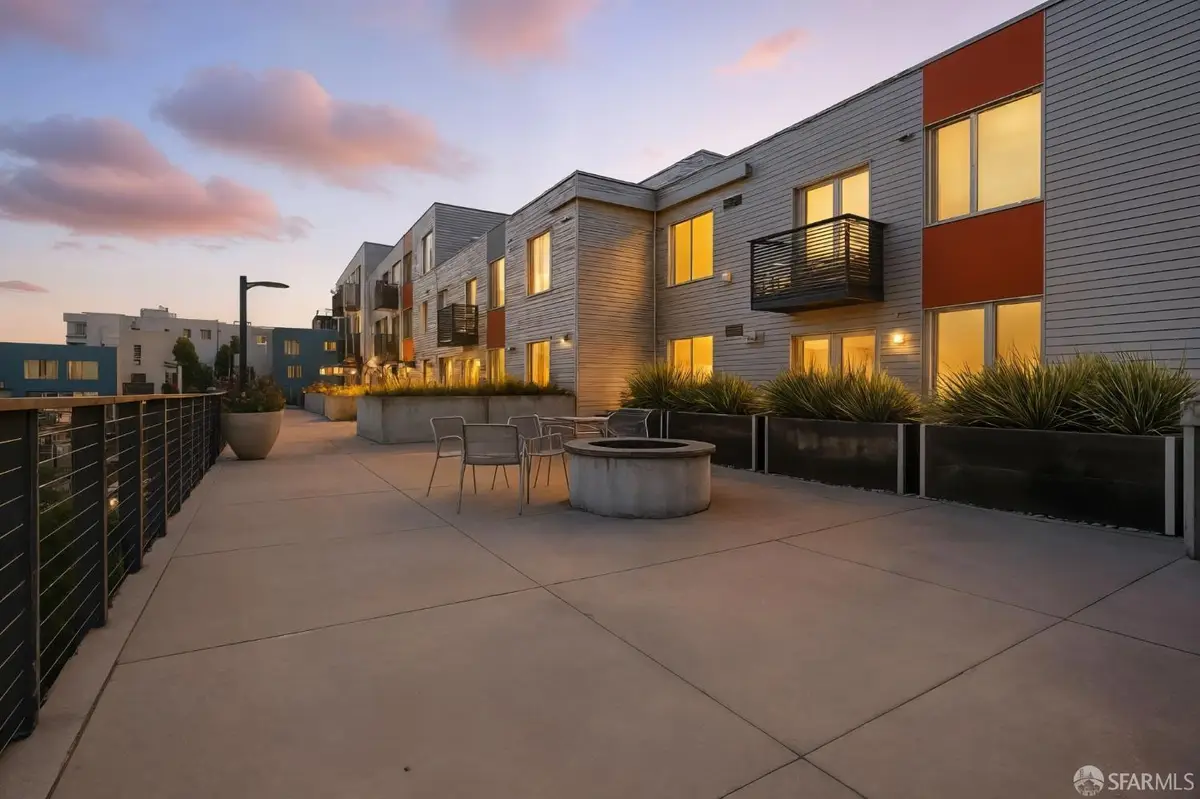 50 Jerrold Avenue #215, San Francisco, CA 94124 - Image #1