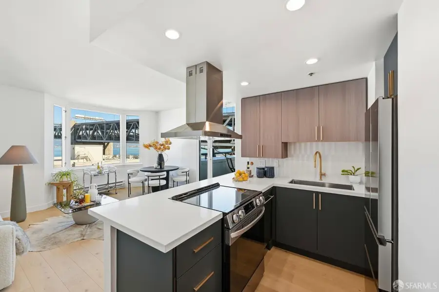 201 Harrison Street #904, San Francisco, CA 94105 - Image #2