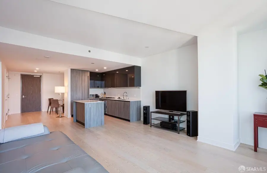 338 Main Street #28D, San Francisco, CA 94105 - Image #2