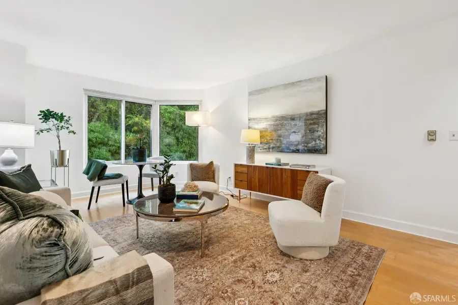 111 Chestnut Street #304, San Francisco, CA 94111 - #3