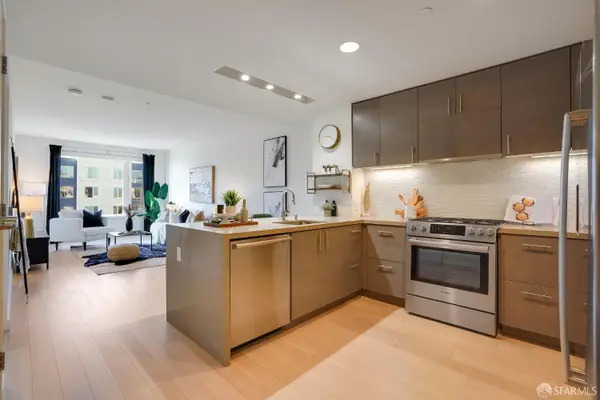 52 Innes Court #305, San Francisco, CA 94124