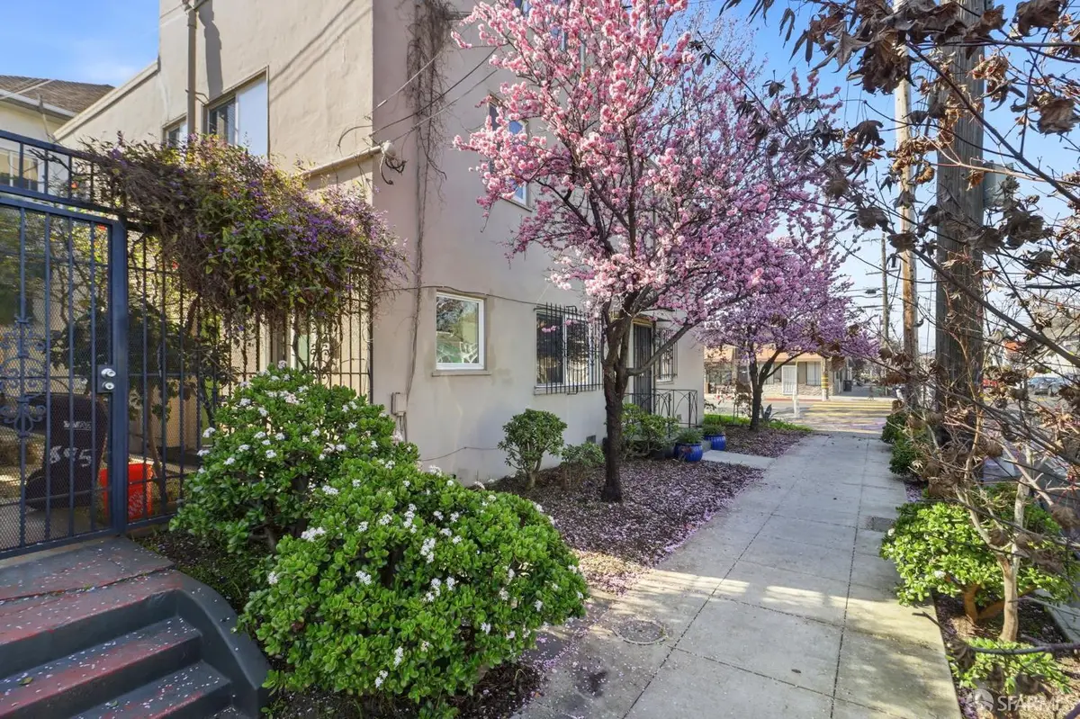 3850 Market Street, Oakland, CA 94608 - Image #1