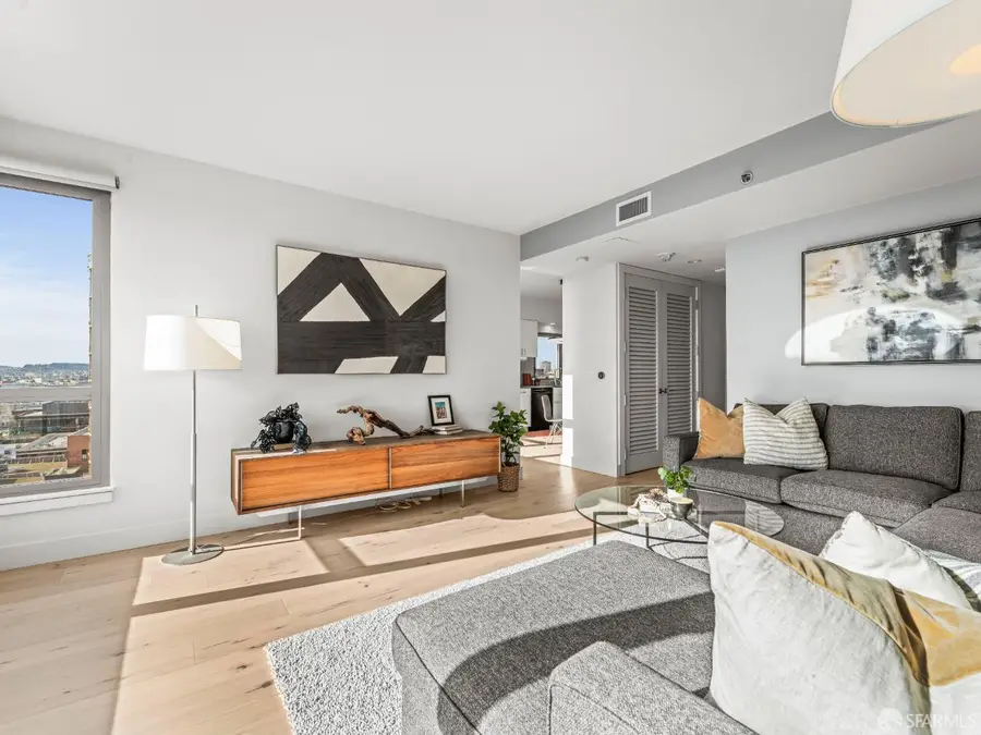 219 Brannan Street #16K, San Francisco, CA 94107 - #3
