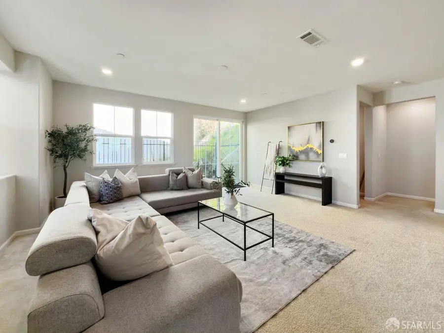 1017 Ocean View Avenue, Daly City, CA 94014 - #3