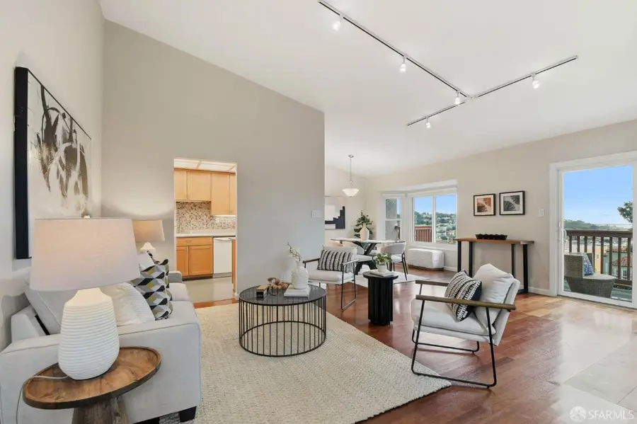 35 Whitecliff Way, San Francisco, CA 94124 - #3