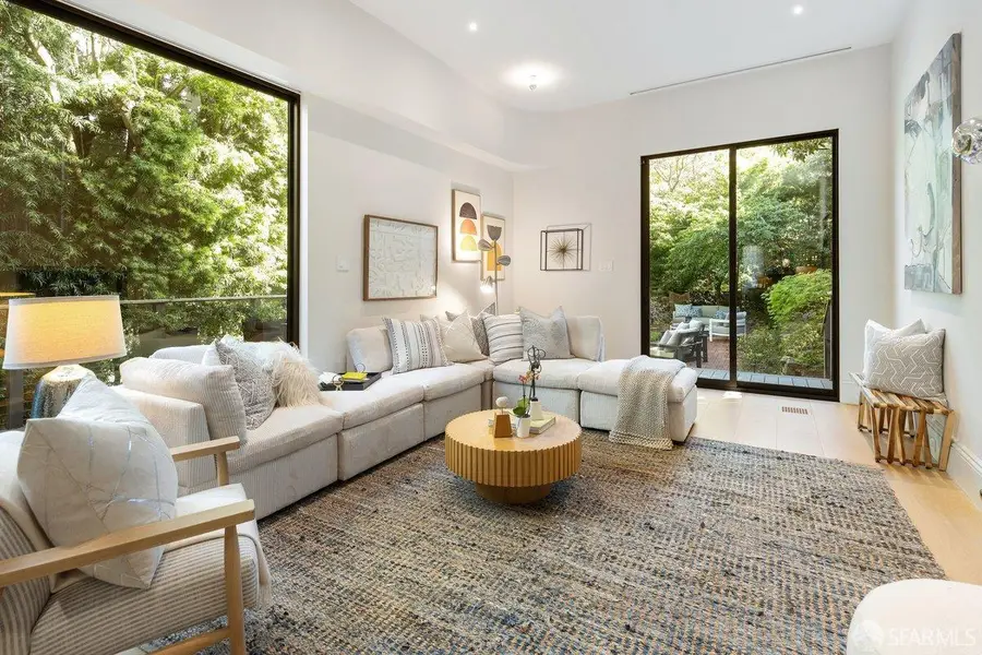 1913 Sacramento Street, San Francisco, CA 94109 - #2