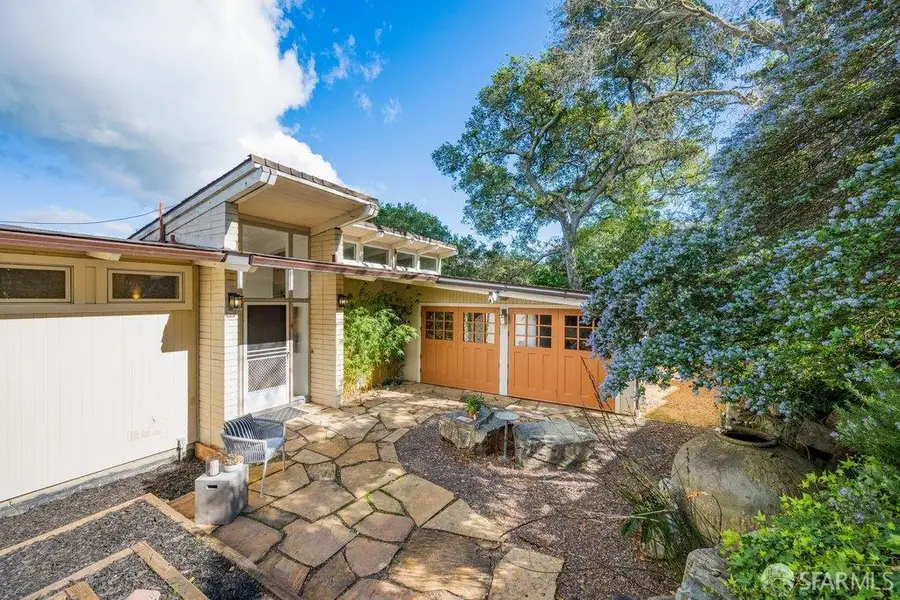 25 Siesta Court, Portola Valley, CA 94028 - #3