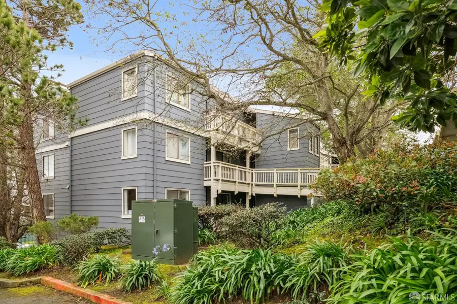 2304 Lupine Court, Daly City, CA 94014 - #2