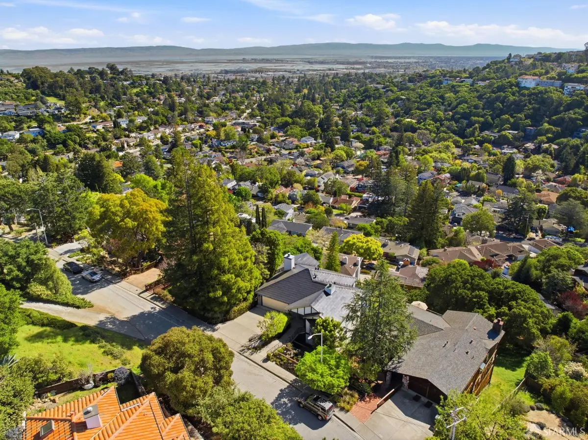 179 Bay View Drive, San Carlos, CA 94070 - #1